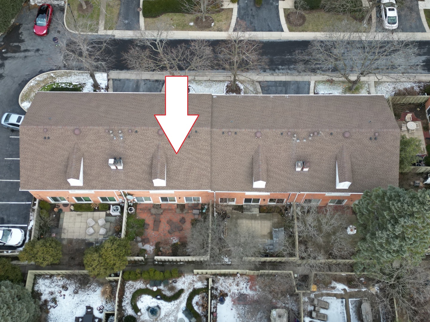 731 Raleigh Court Northbrook, IL 60062 - Photo 21 of 23 an aerial view of a house with a yard