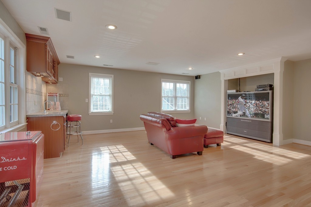 27 Pine Ridge Road Westford, MA 01886 - Photo 17 of 30 Gallery Image 17