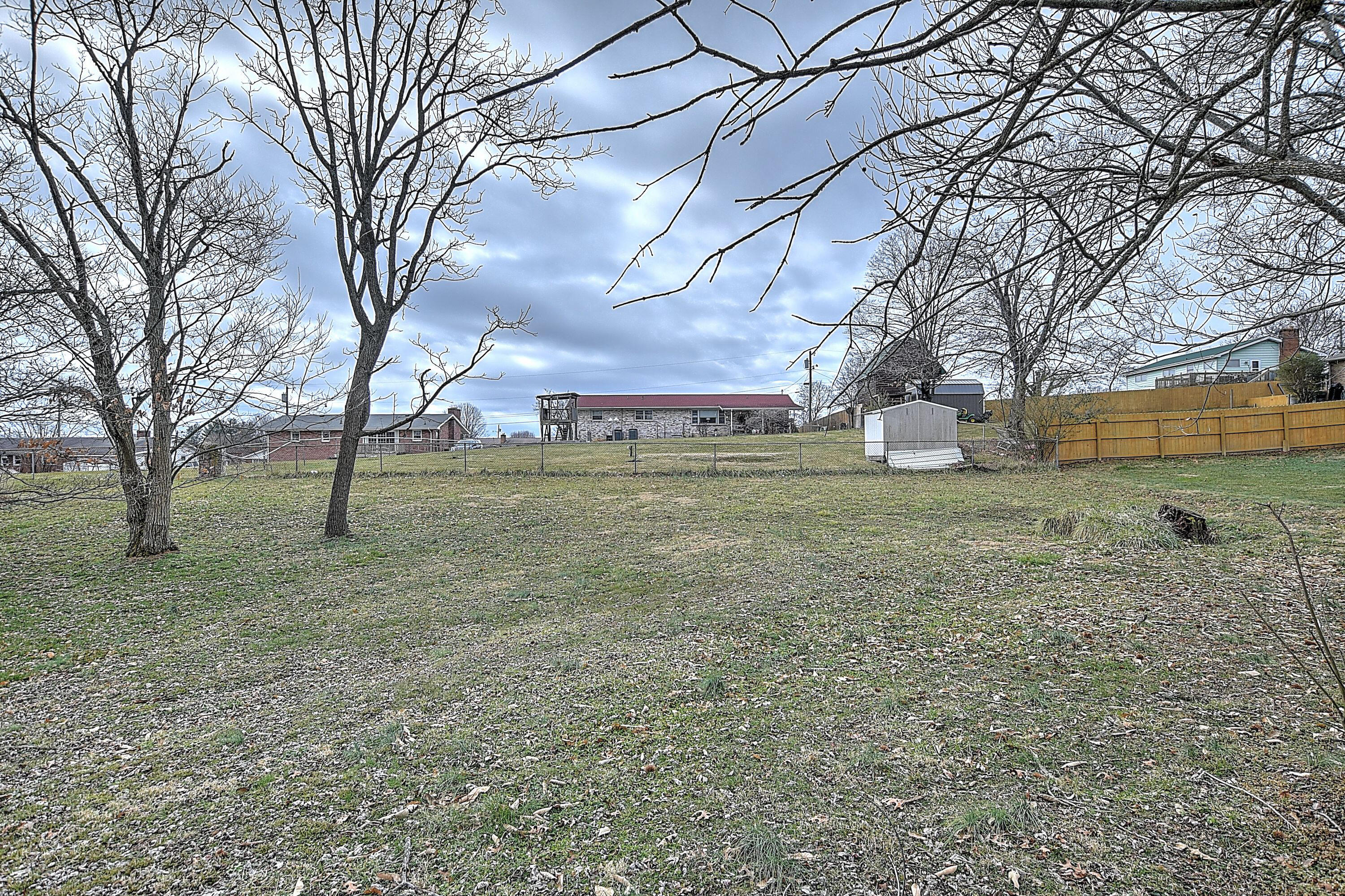 80 Comer Road Bristol, VA 24201 - Photo 24 of 38 80 Comer_-34