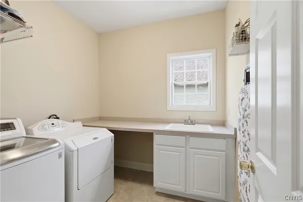 $449,500 | 132 Casterbridge Lane, Lysander, NY 13027