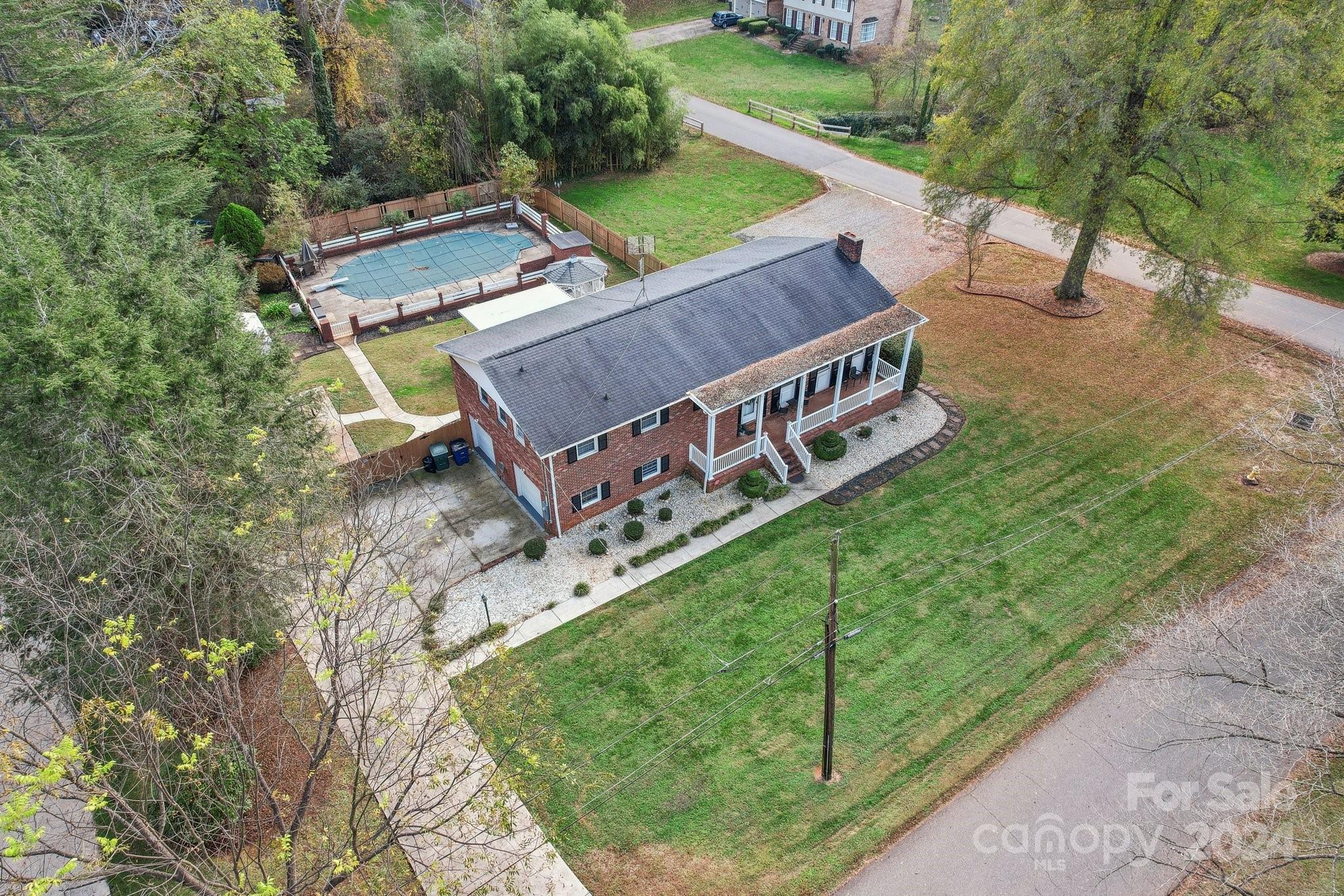 508 3rd Avenue Northeast Conover, NC 28613 - Photo 4 of 47 Gallery Image 4