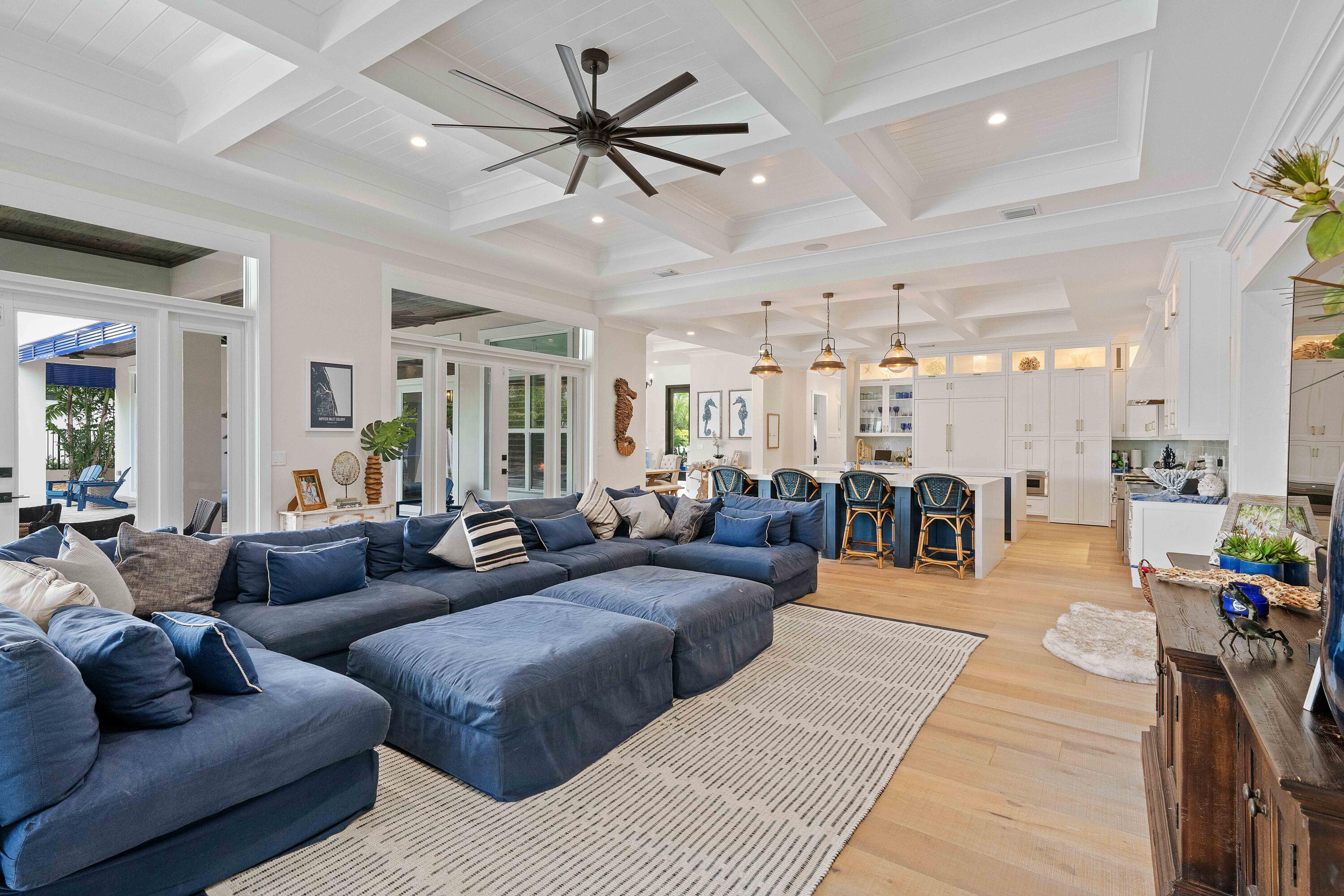 261 Old Jupiter Beach Road Jupiter, FL 33477 - Photo 11 of 97 Box Beam Ceilings