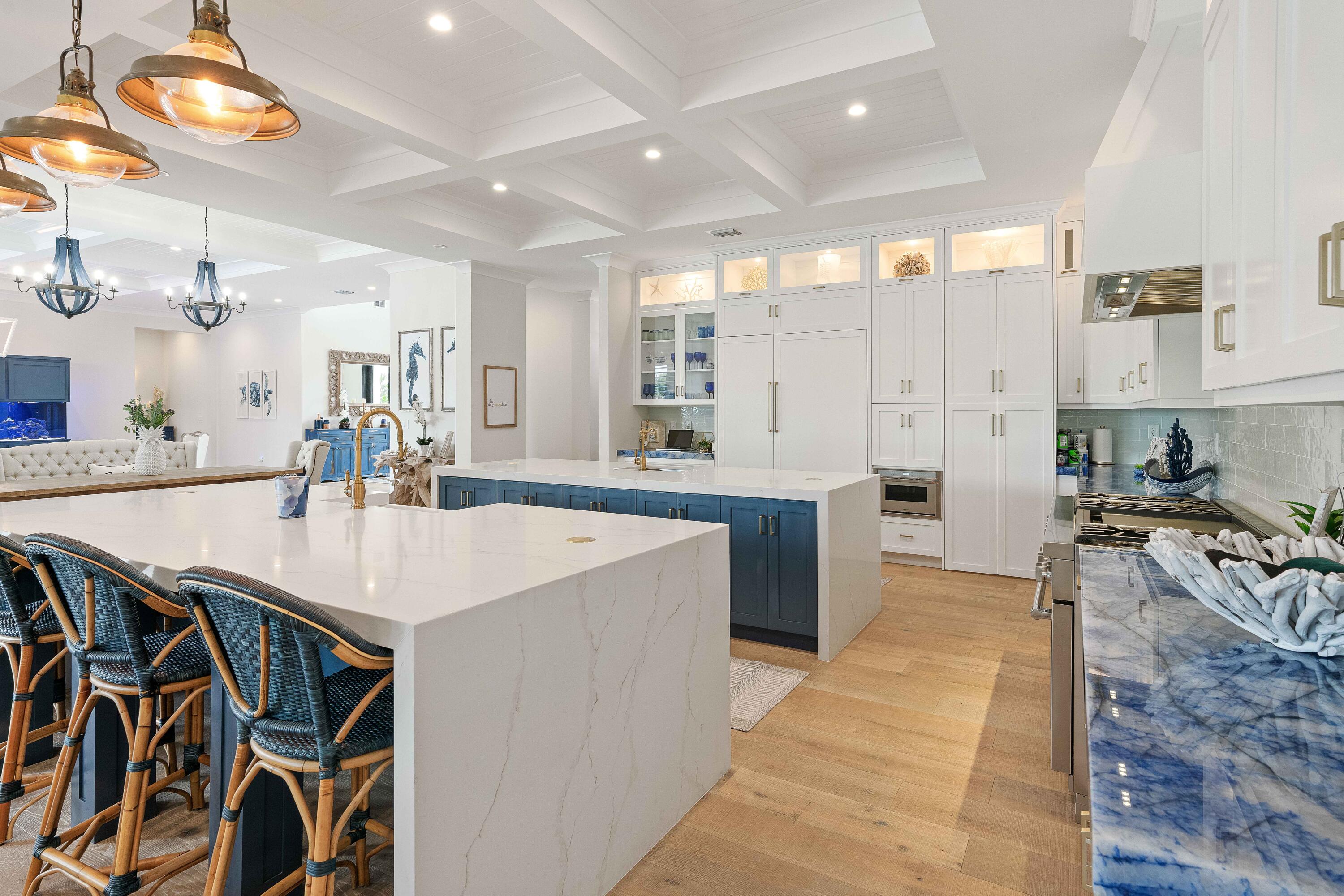 261 Old Jupiter Beach Road Jupiter, FL 33477 - Photo 19 of 97 Quartz Counters