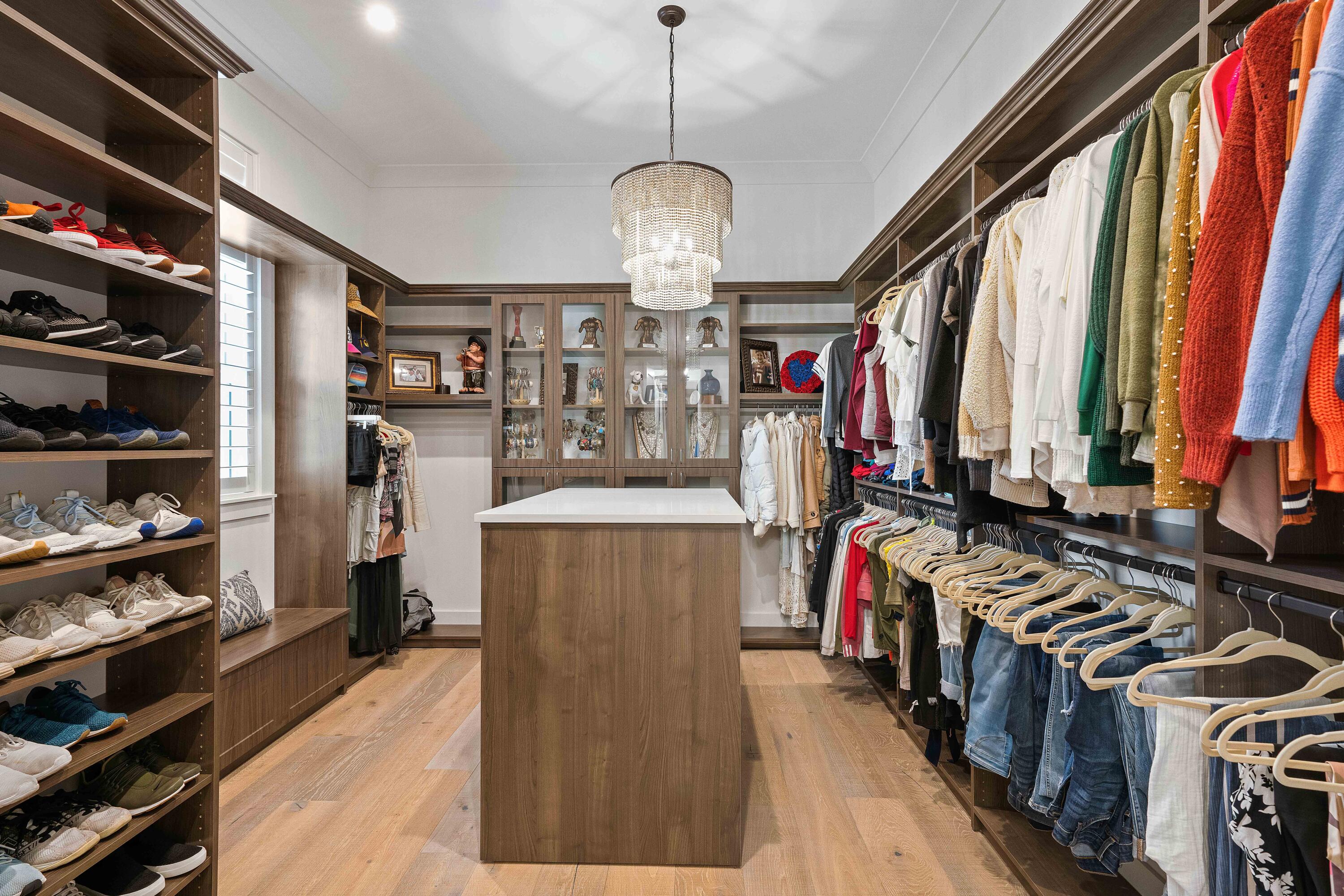 261 Old Jupiter Beach Road Jupiter, FL 33477 - Photo 28 of 97 Her Closet