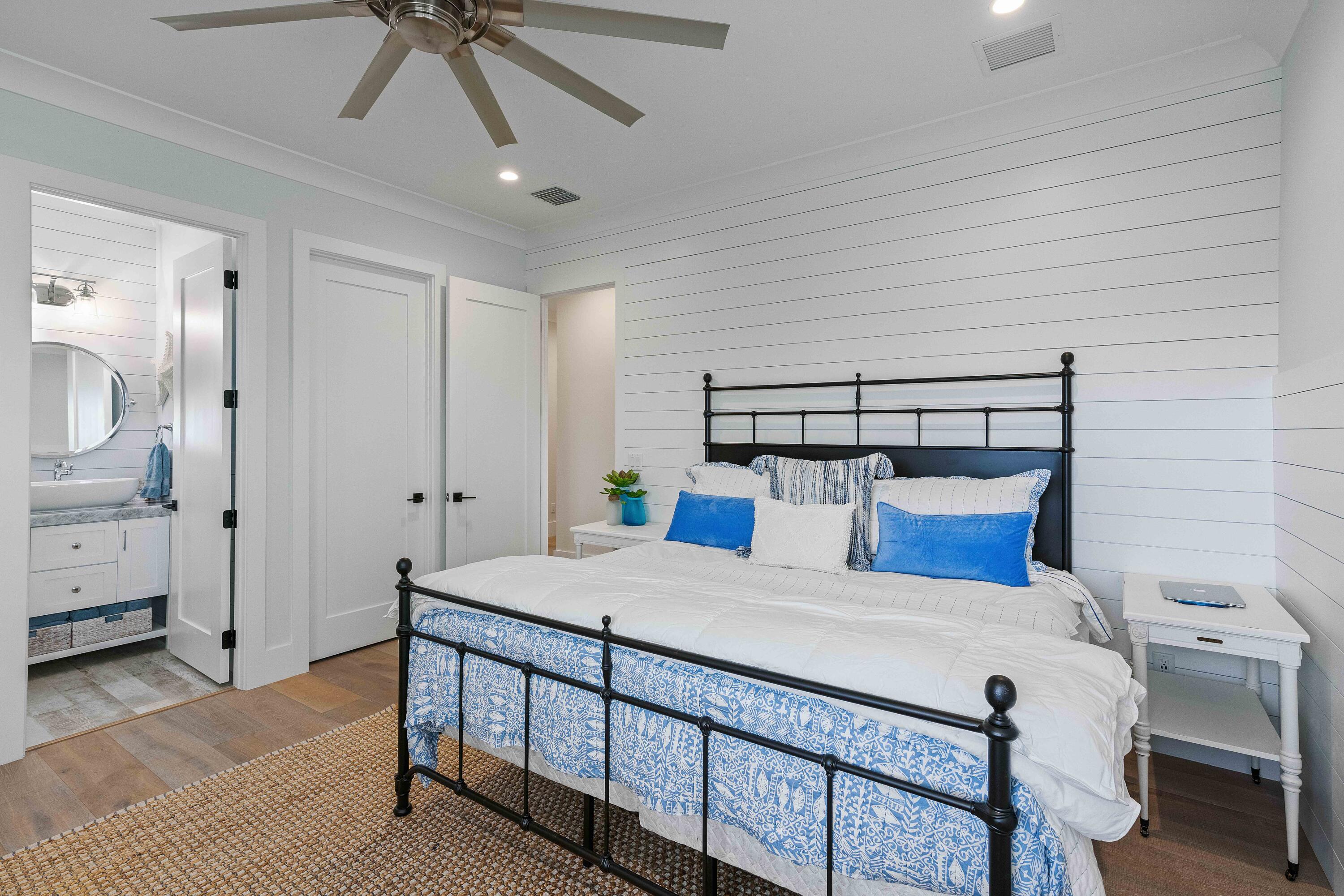 261 Old Jupiter Beach Road Jupiter, FL 33477 - Photo 49 of 97 Guest Suite 4