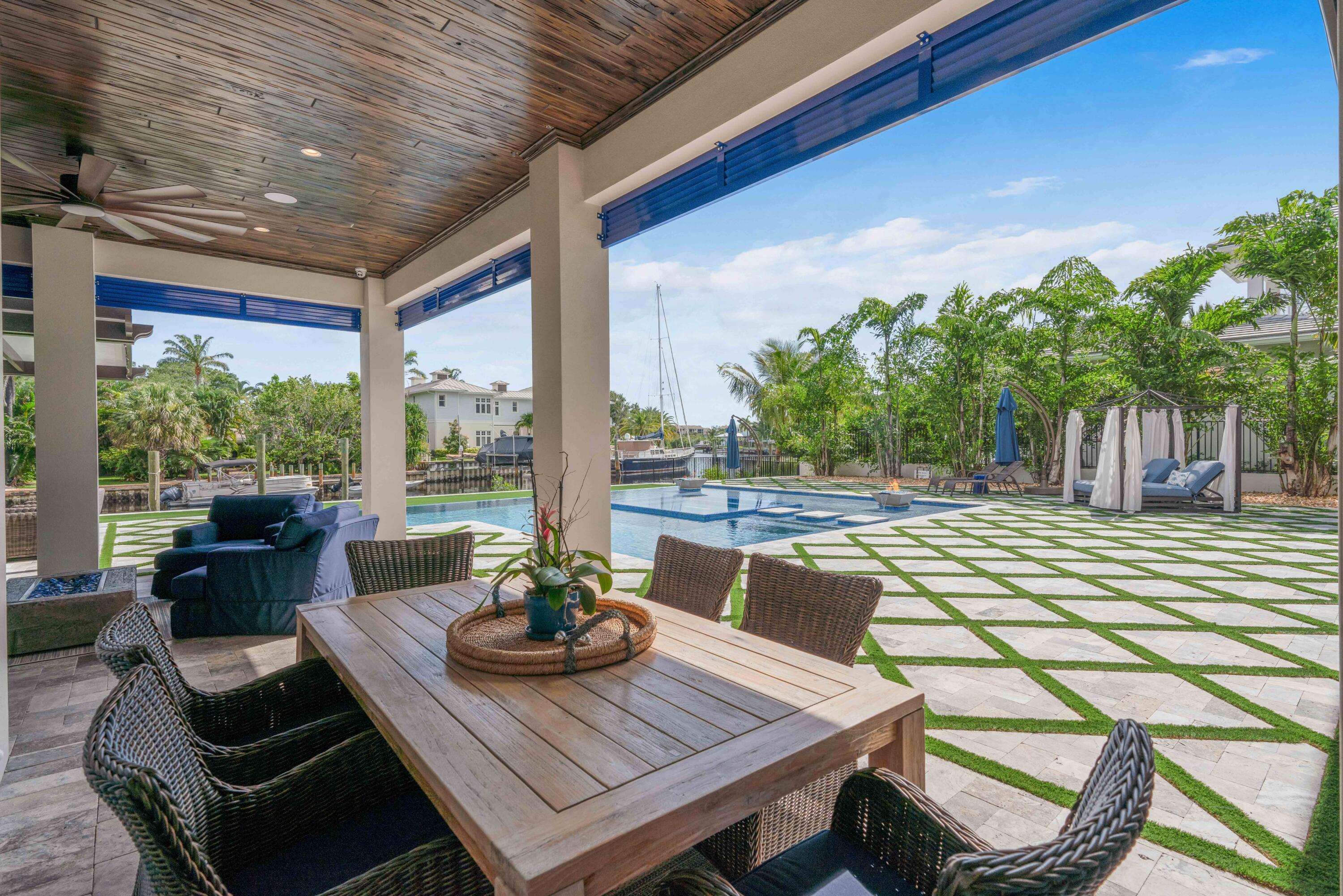 261 Old Jupiter Beach Road Jupiter, FL 33477 - Photo 61 of 97 Outdoor Dining