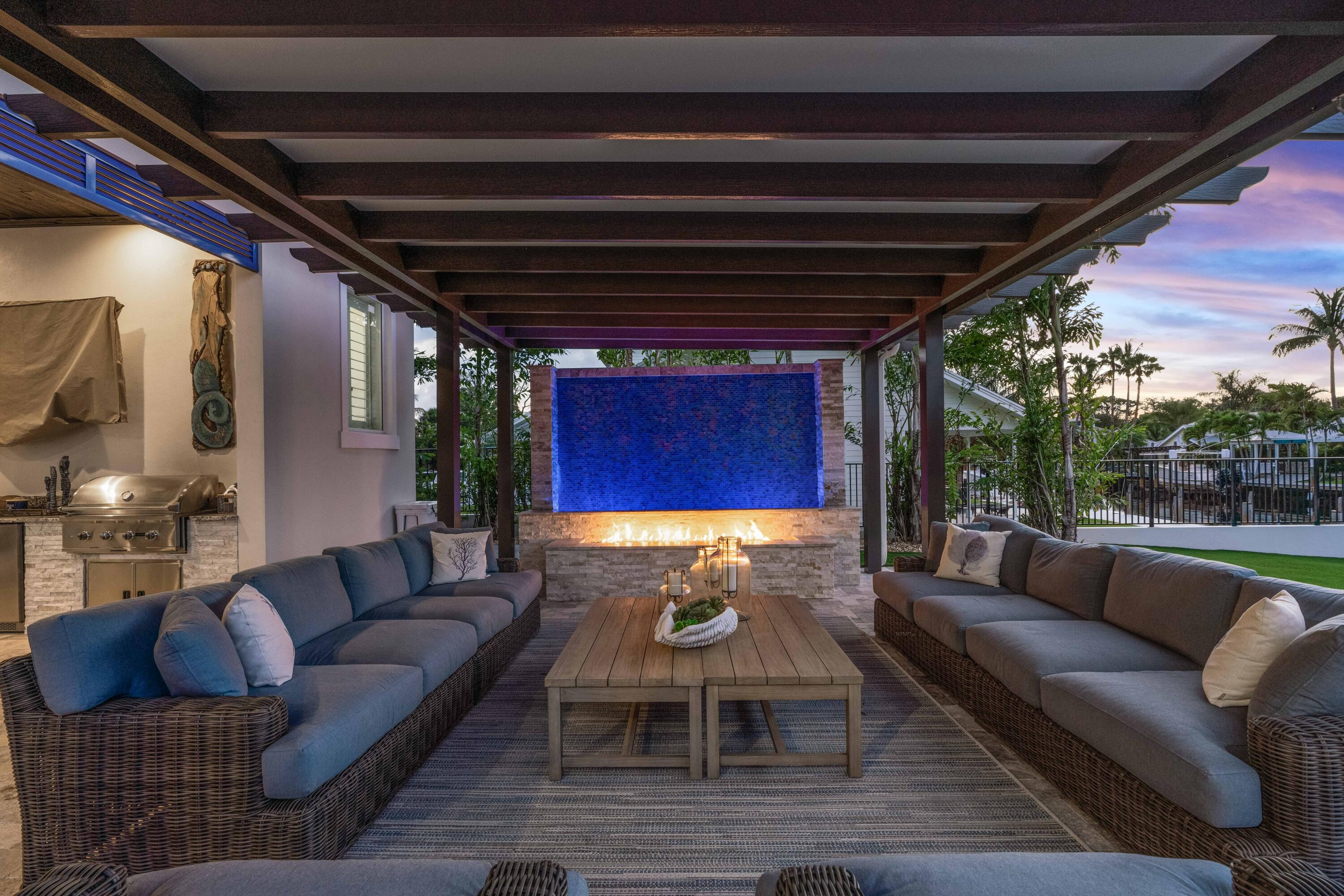 261 Old Jupiter Beach Road Jupiter, FL 33477 - Photo 65 of 97 Outdoor Living