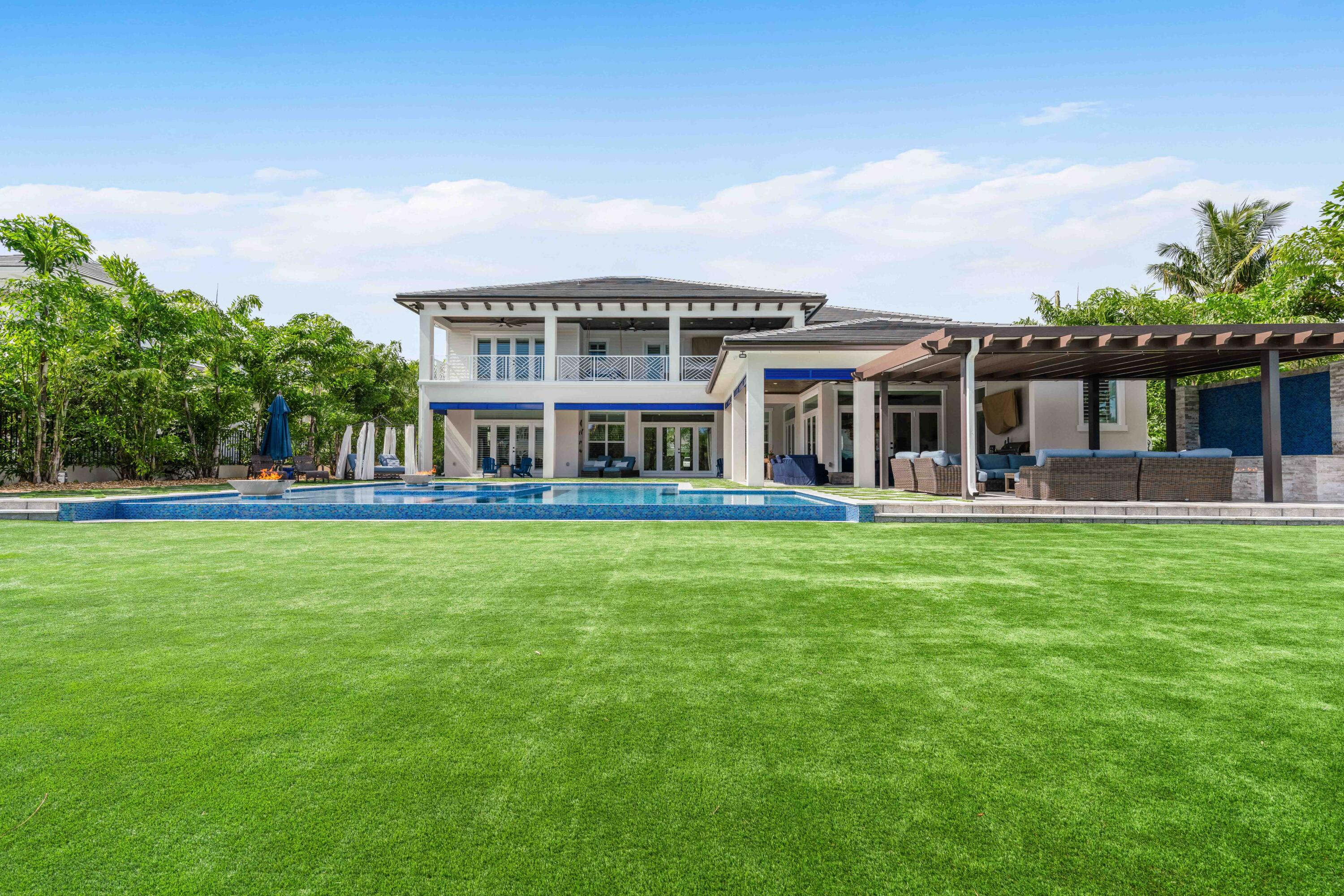 261 Old Jupiter Beach Road Jupiter, FL 33477 - Photo 76 of 97 Soccer Goals?