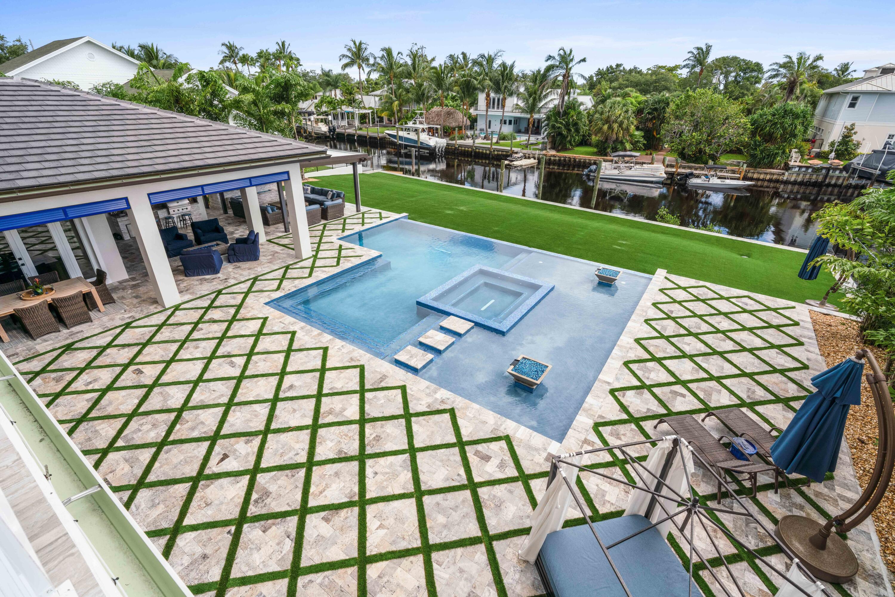 261 Old Jupiter Beach Road Jupiter, FL 33477 - Photo 78 of 97 Hugh Outdoor Space