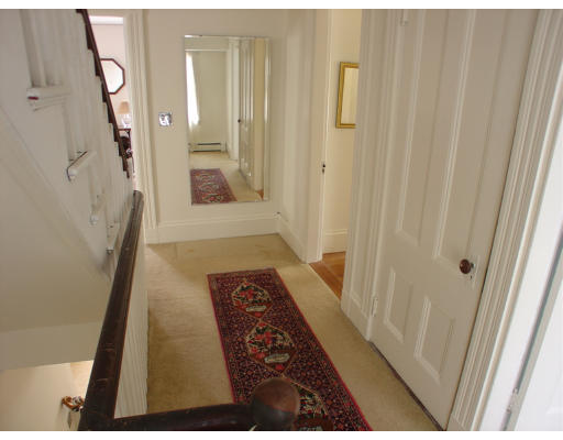 86 Oxford Road Newton, MA 02459 - Photo 15 of 29
