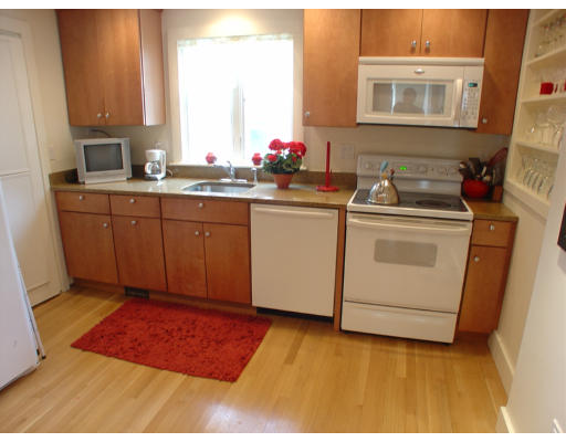 86 Oxford Road Newton, MA 02459 - Photo 17 of 29