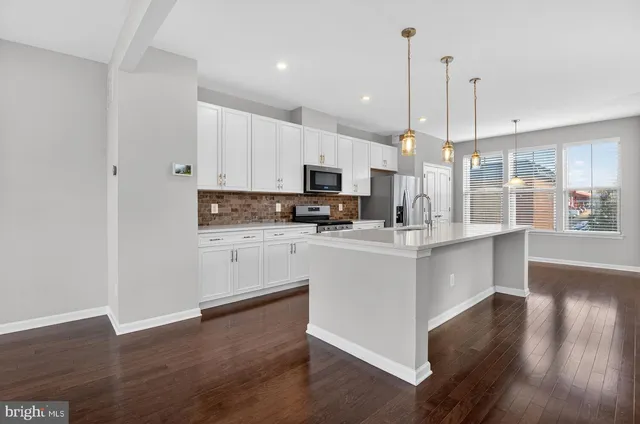 $599,900 | 120 Tolocka Terrace Northeast, Leesburg, VA 20176