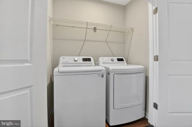 $599,900 | 120 Tolocka Terrace Northeast, Leesburg, VA 20176