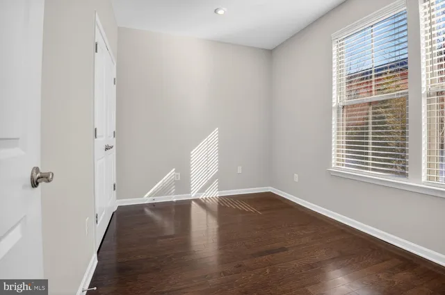 $599,900 | 120 Tolocka Terrace Northeast, Leesburg, VA 20176