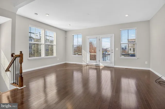 $599,900 | 120 Tolocka Terrace Northeast, Leesburg, VA 20176