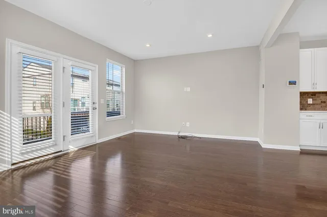 $599,900 | 120 Tolocka Terrace Northeast, Leesburg, VA 20176