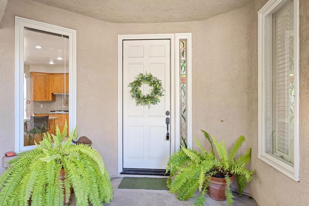 1827 Amalfi Drive Encinitas, CA 92024 - Photo 4 of 31 a view of a entryway of the house