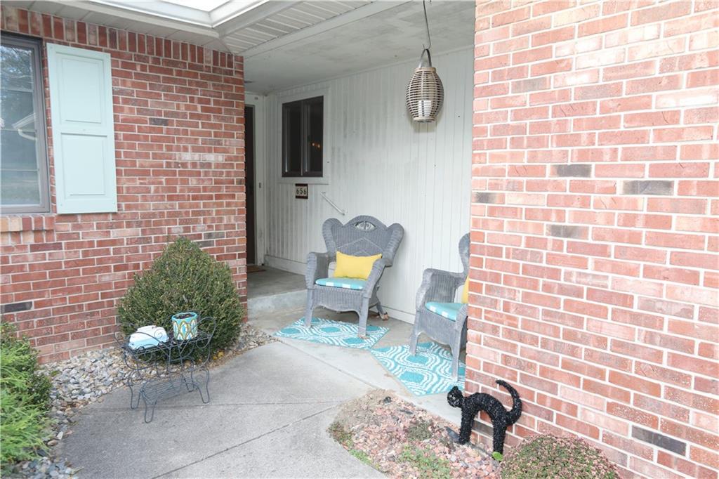 656 South Main Street Pendleton, IN 46064 - Photo 6 of 53