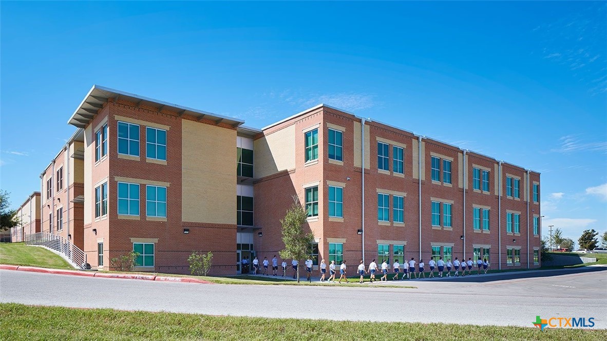 109 Dakota Ridge Cibolo, TX 78108 - Photo 9 of 10 a front view of a building