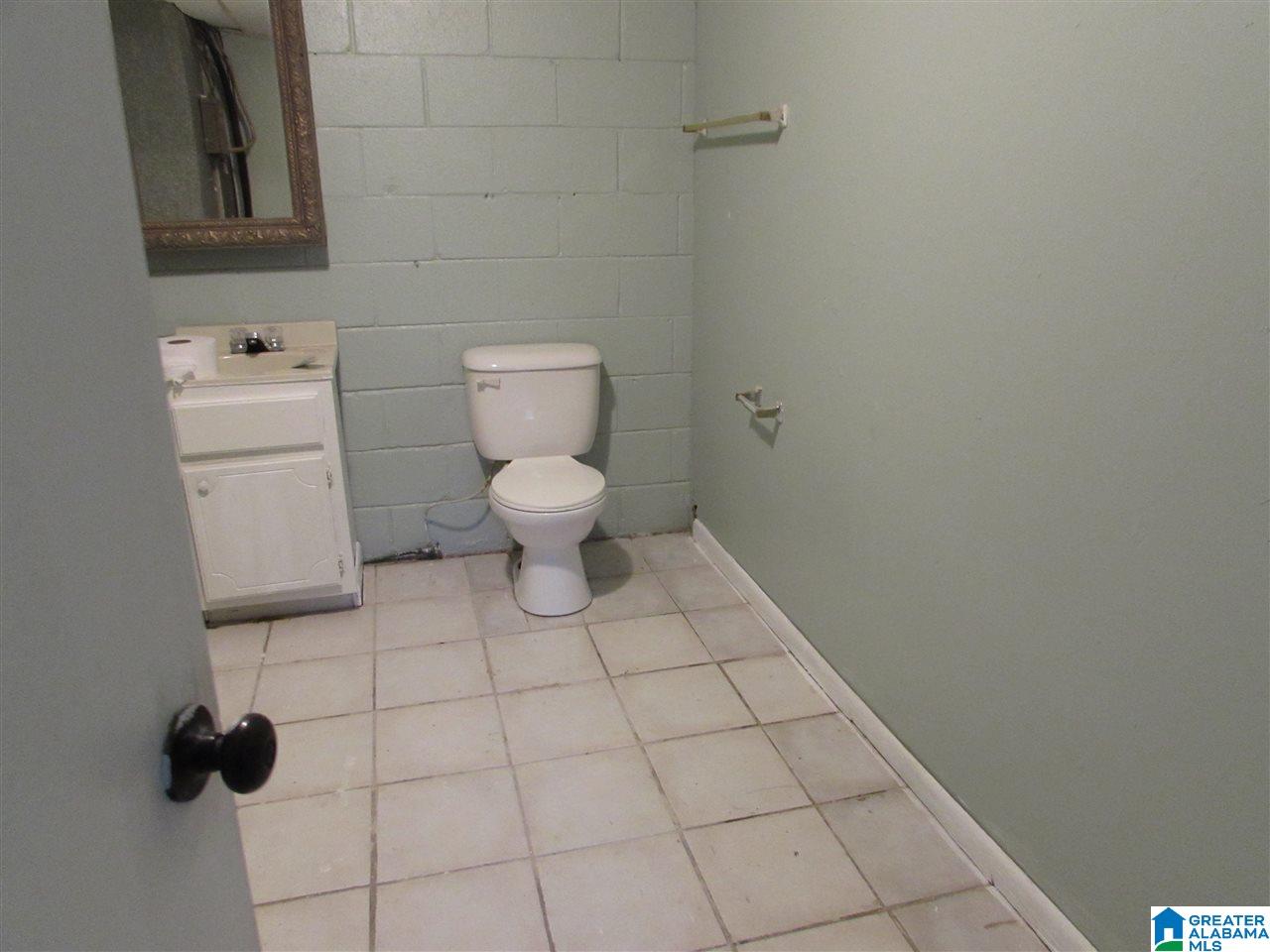 2064 Reaves Road Anniston, AL 36201 - Photo 4 of 19