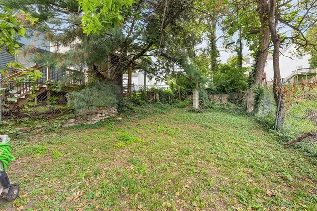 $160,000 | 2907 Jarboe Street, Kansas City, MO 64108