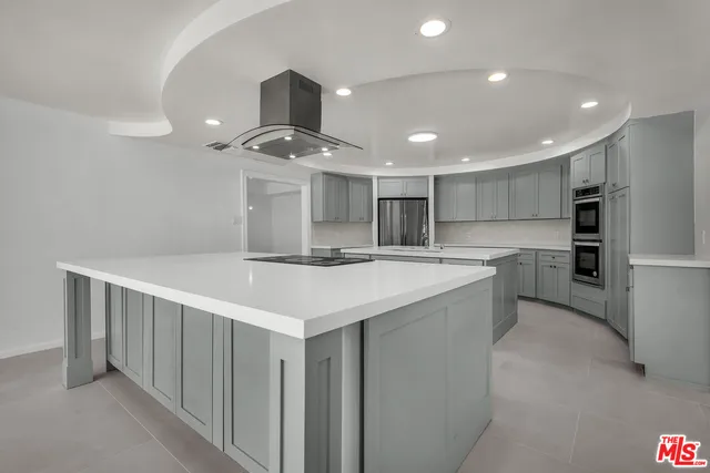 $21,990 | 17606 Camino De Yatasto, Pacific Palisades, CA 90272