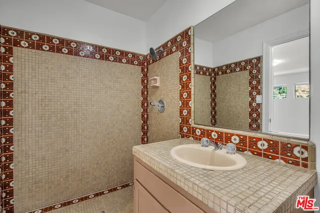 $21,990 | 17606 Camino De Yatasto, Pacific Palisades, CA 90272