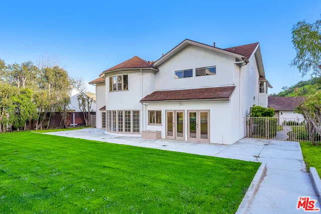 $21,990 | 17606 Camino De Yatasto, Pacific Palisades, CA 90272