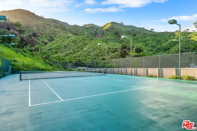 $21,990 | 17606 Camino De Yatasto, Pacific Palisades, CA 90272