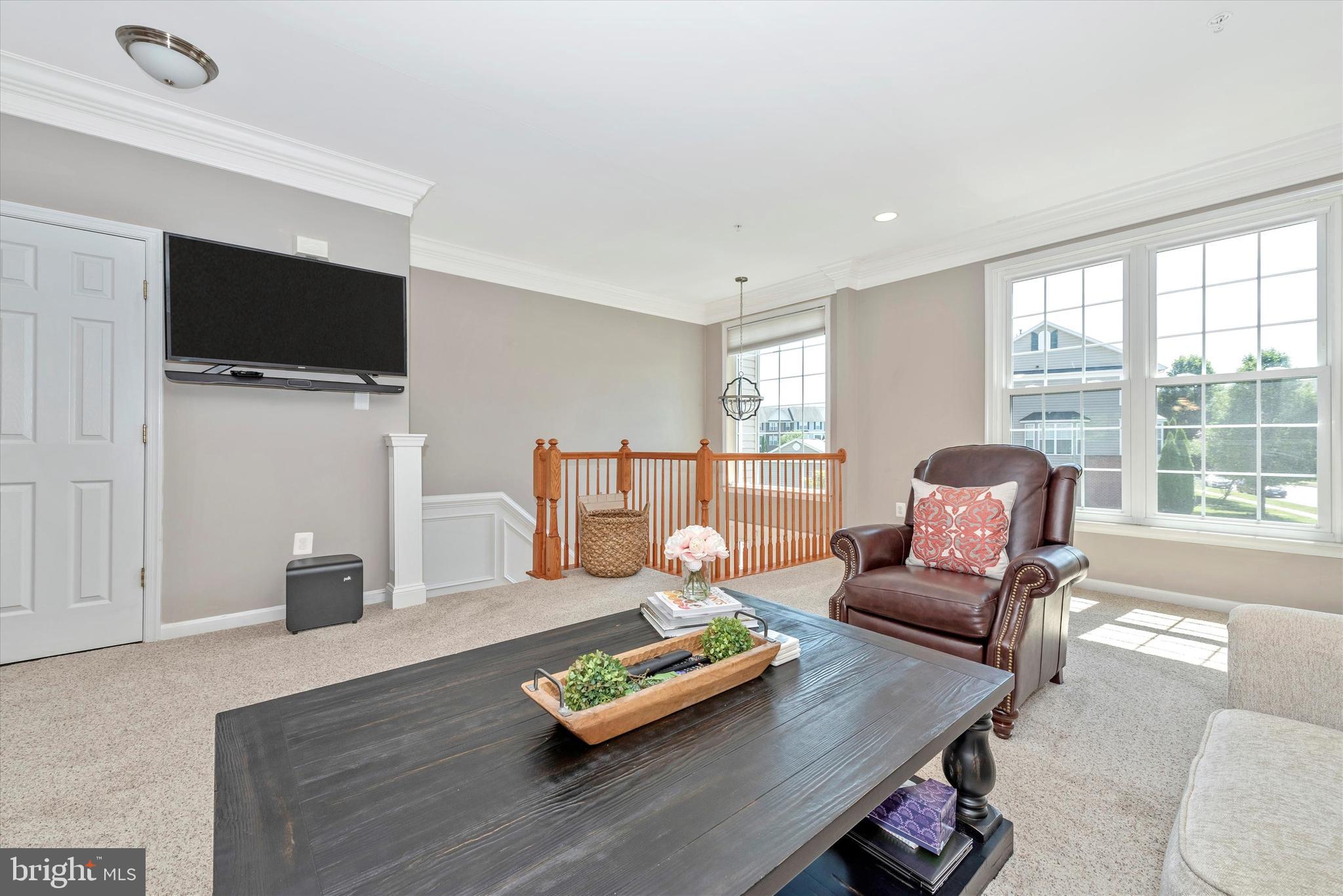 202 Timber View Court Frederick, MD 21702 - Photo 3 of 31 Spacious main level with 9 foot ceilings!