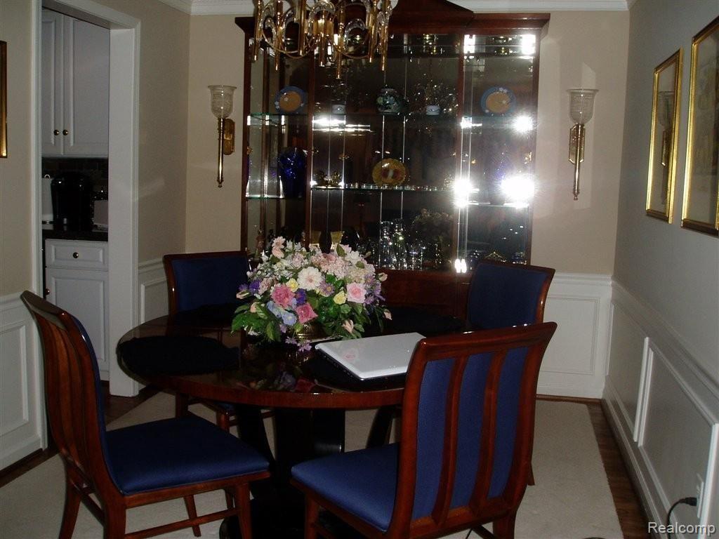 1798 Vernier Road Grosse Pointe, MI 48236 - Photo 11 of 19 P1010012.JPG