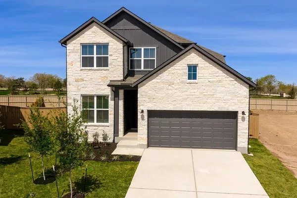 $469,900 | 227 Kingswood Drive, Bastrop, TX 78602