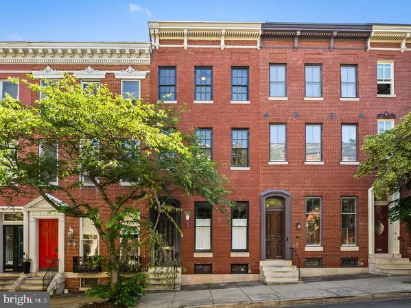 $3,600 | 1427 Bolton Street, Unit 2, Baltimore, MD 21217