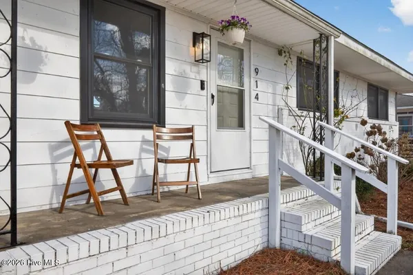 $225,000 | 914 Greenfield Heights Boulevard, Havelock, NC 28532