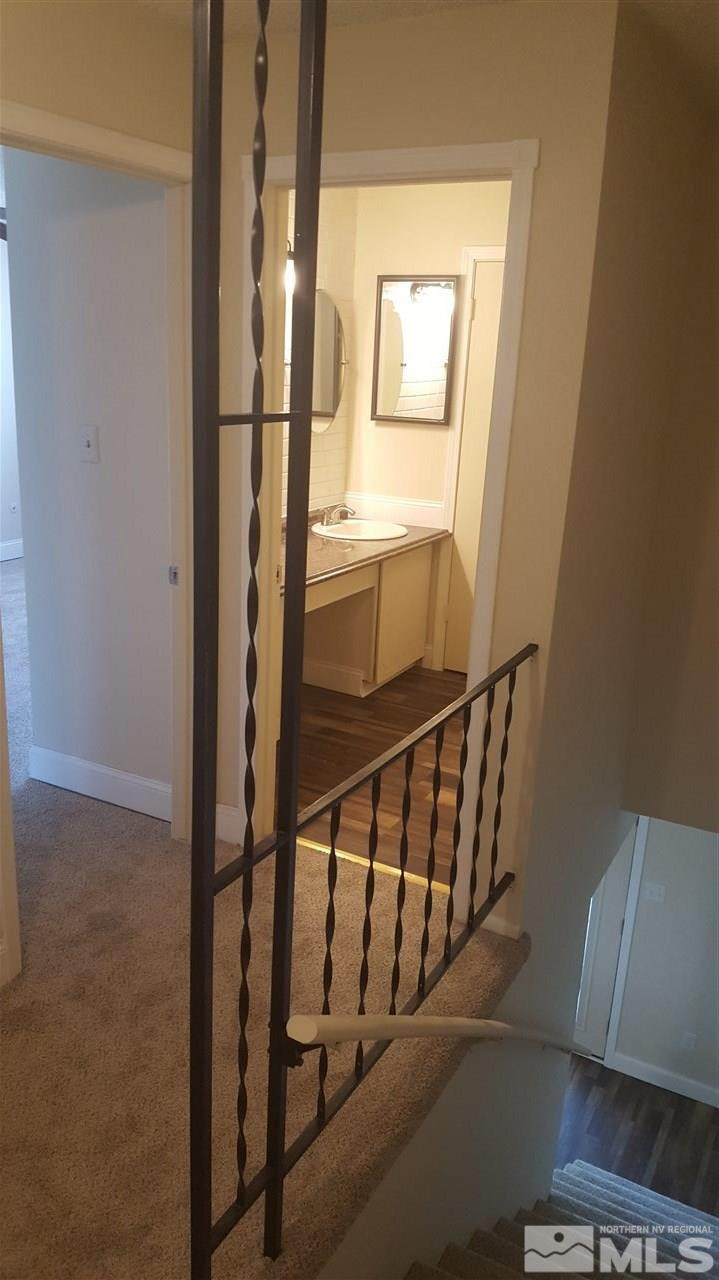 409 Smithridge Drive Reno, NV 89502 - Photo 8 of 13 Photo 8