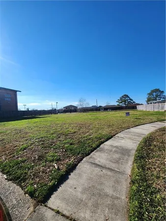 $40,000 | 3312 Charles Court, Chalmette, LA 70043