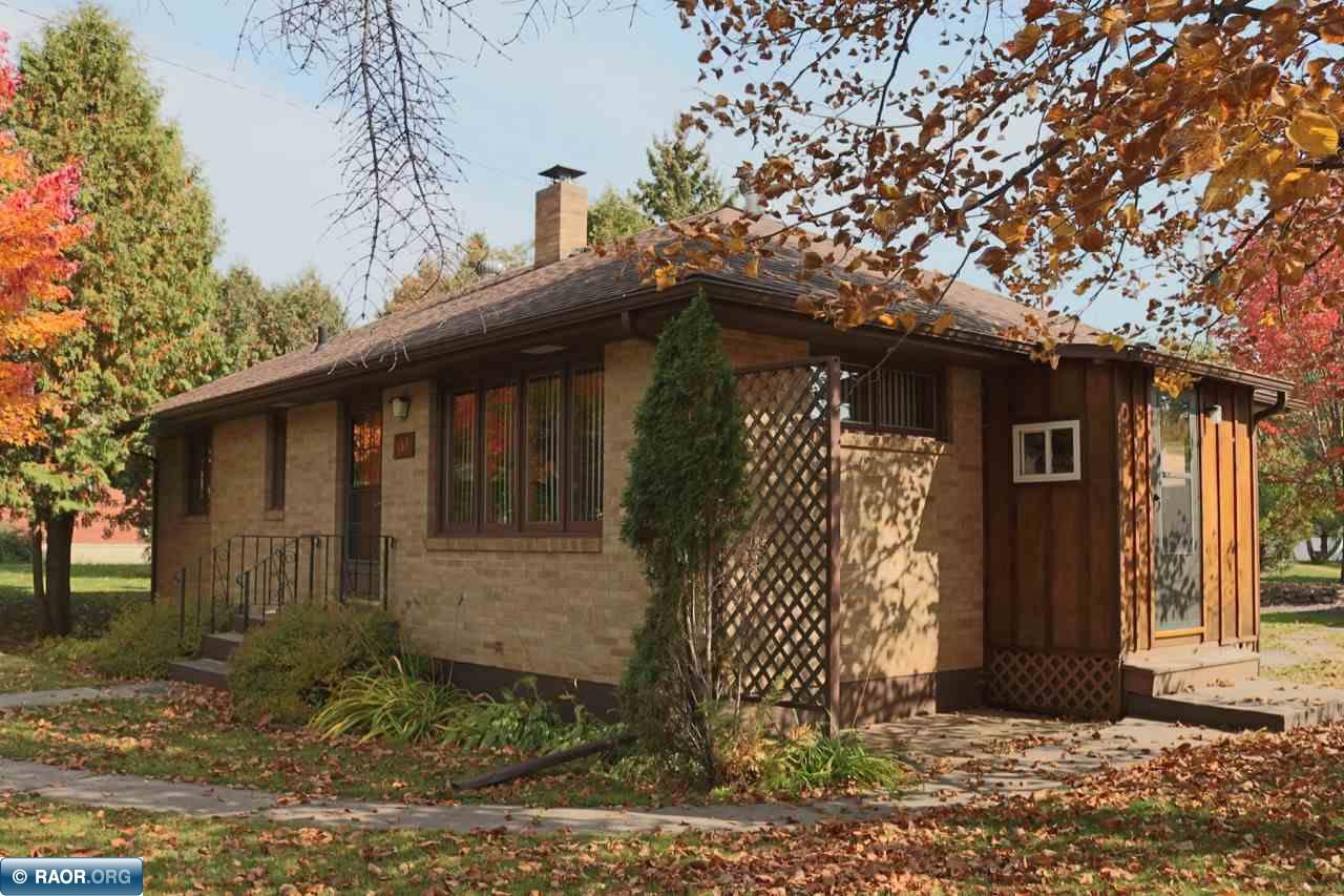 313 5th Avenue North Biwabik, MN 55708 - Photo 2 of 31