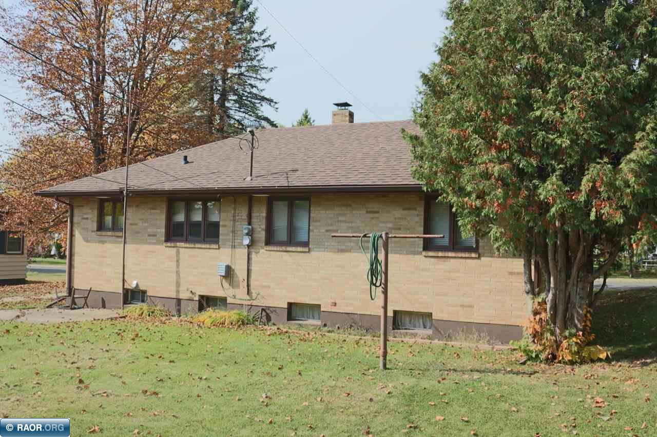 313 5th Avenue North Biwabik, MN 55708 - Photo 4 of 31