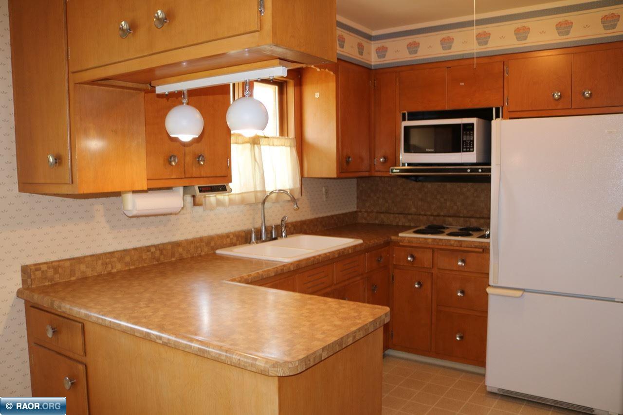 313 5th Avenue North Biwabik, MN 55708 - Photo 10 of 31