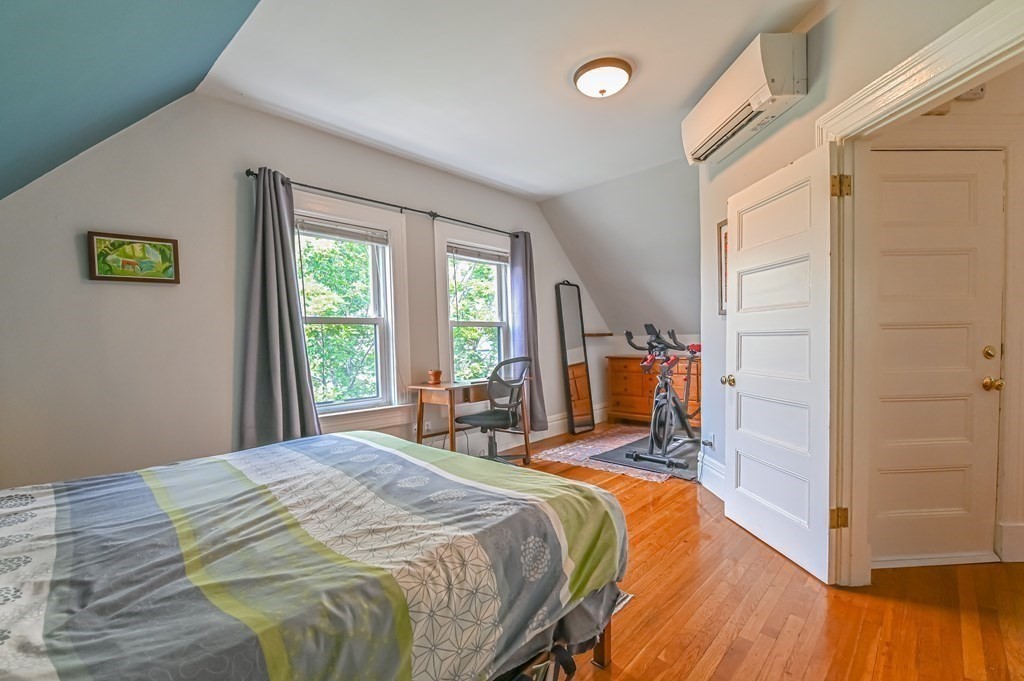 34 Victoria Street, Unit 3 Somerville, MA 02144 - Photo 11 of 18