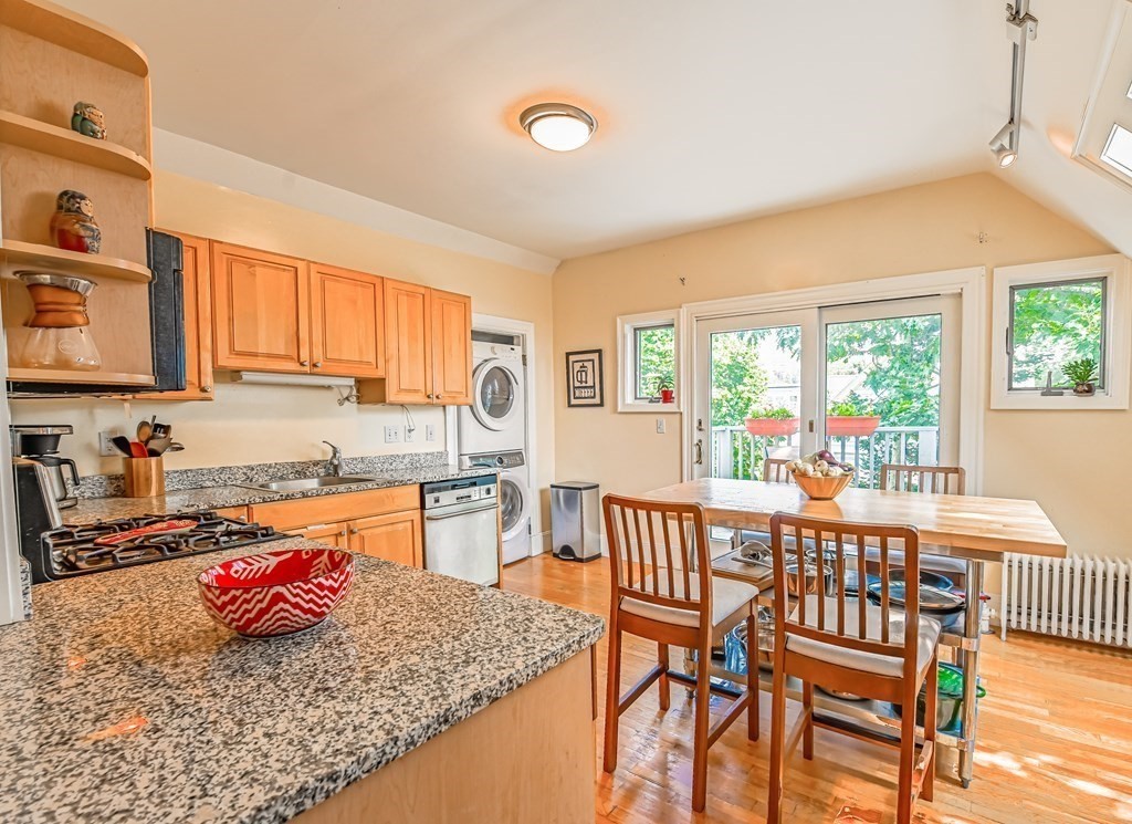 34 Victoria Street, Unit 3 Somerville, MA 02144 - Photo 3 of 18