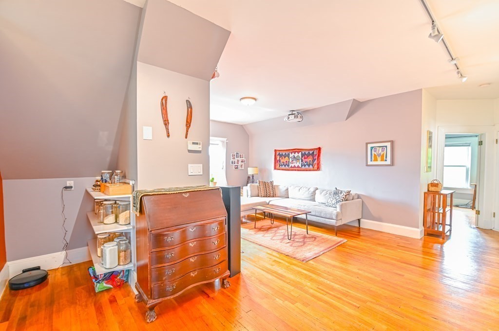 34 Victoria Street, Unit 3 Somerville, MA 02144 - Photo 9 of 18