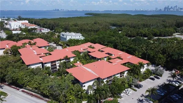 $3,500 | 101 Ocean Ln Drive, Miami, FL 33149