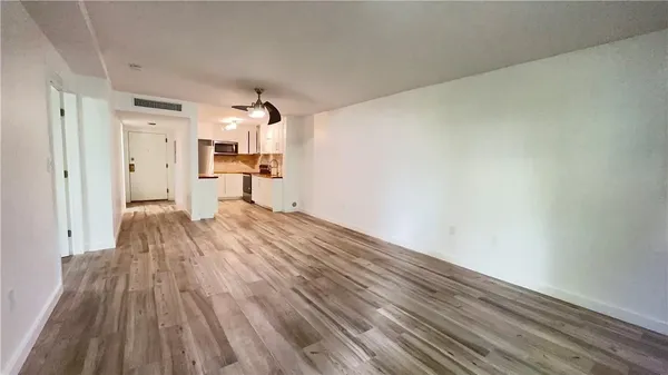 $3,500 | 101 Ocean Ln Drive, Miami, FL 33149