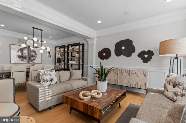 $1,287,000 | 106 Hicks Alley, Newtown, PA 18940