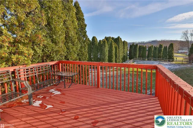 $395,000 | 1610 Sculac Road, Bethlehem, PA 18020