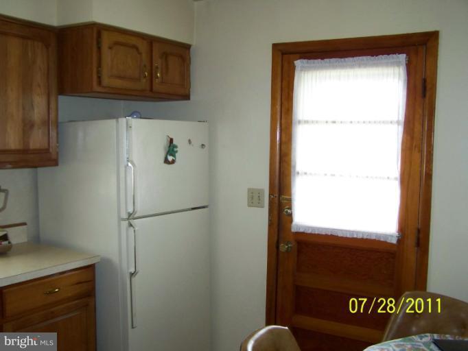 1524 Neighbors Avenue Rosedale, MD 21237 - Photo 17 of 23 Kitchen