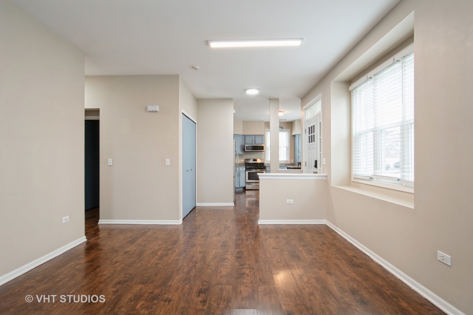 1007 Sheridan Circle Naperville, IL 60563 - Photo 11 of 22