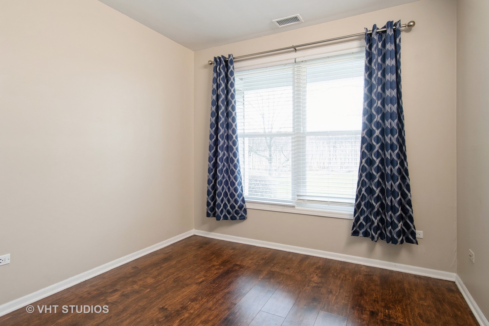 1007 Sheridan Circle Naperville, IL 60563 - Photo 15 of 22