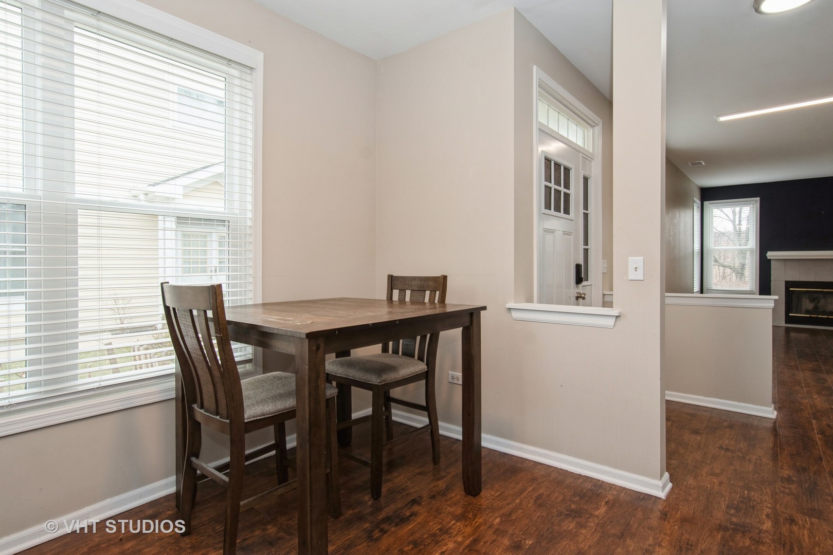 1007 Sheridan Circle Naperville, IL 60563 - Photo 7 of 22